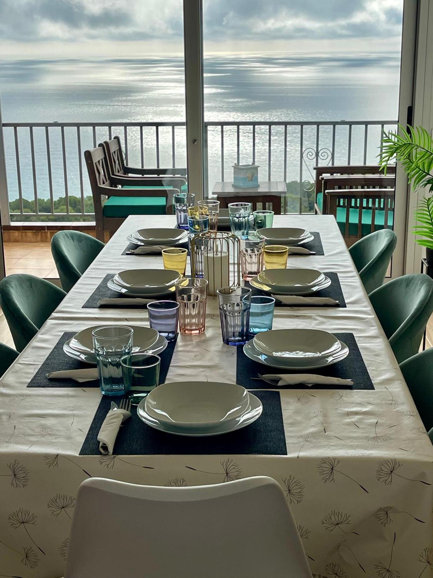Seahomes Vacations, La Casa Blue Mediterranean Lifestyle Бланес Екстер'єр фото